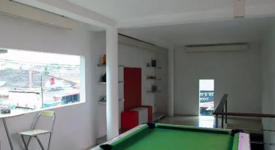 Flat06. Minimalist Residence