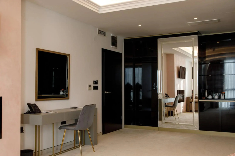 Hotel Eterno