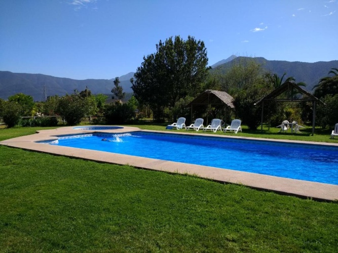 2 Bedrooms Bungalow