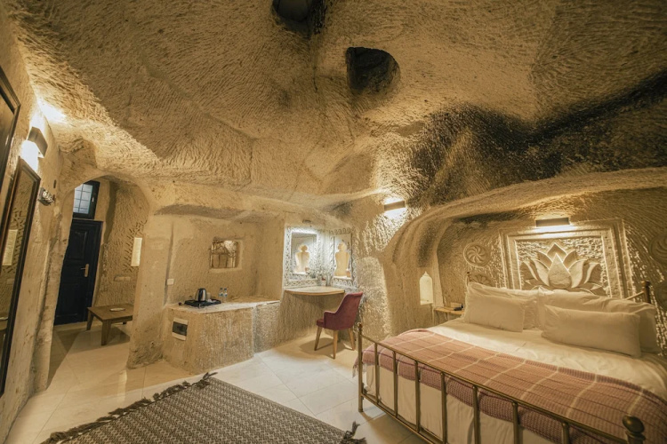 Limon Cave Hotel