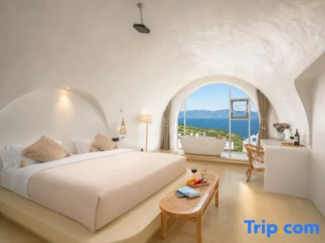 Standard Double room with view