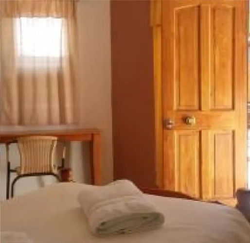 Hostel Katarpe