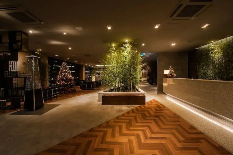 Yujin Hotel
