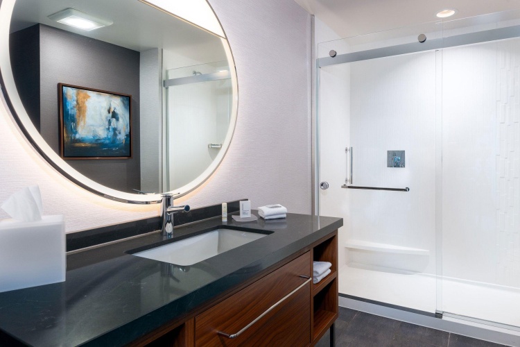 1 Bedroom Executive Double Suite with city view
