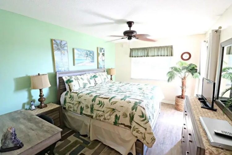 Ocean Village Club A32