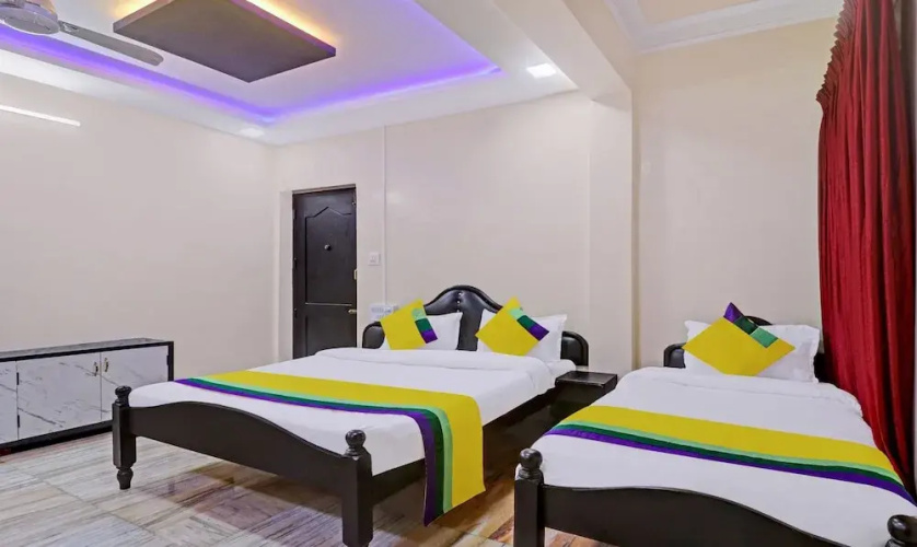 Hilltown Hotel