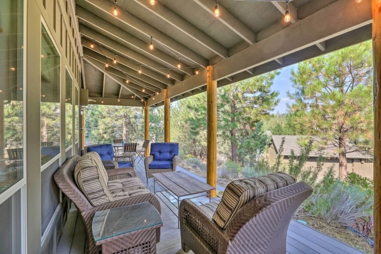 3 Bedrooms Cottage