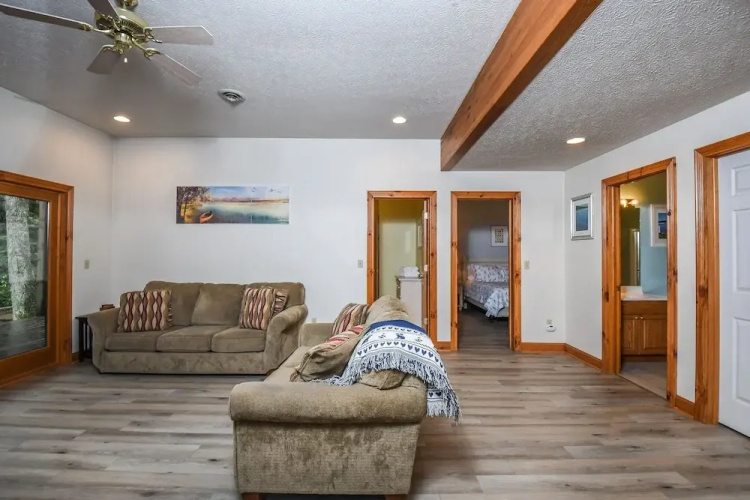 Commander's Quarters 5 Bedroom House