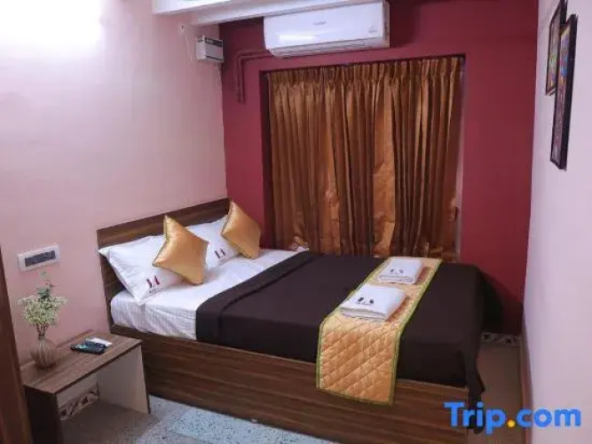 Le Apex Tharavaadu