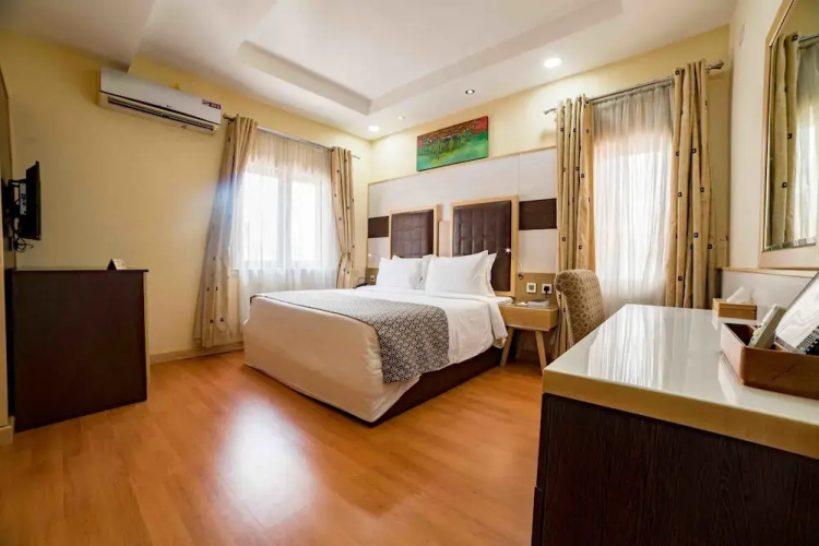Alphaplus Apartments