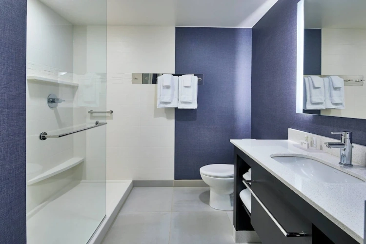 1 Bedroom Suite