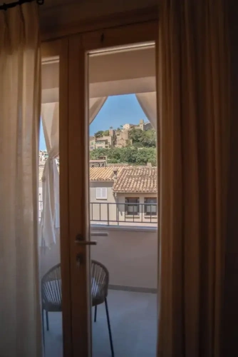 Deluxe Double room with balcony and with mountain view