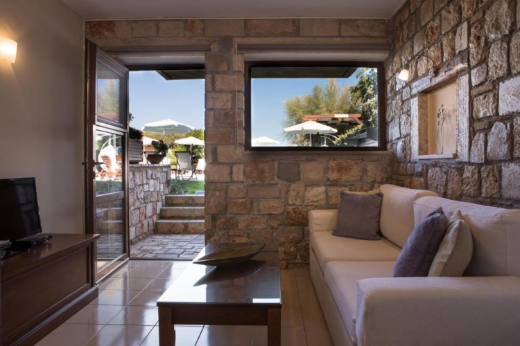 Studio with pool view