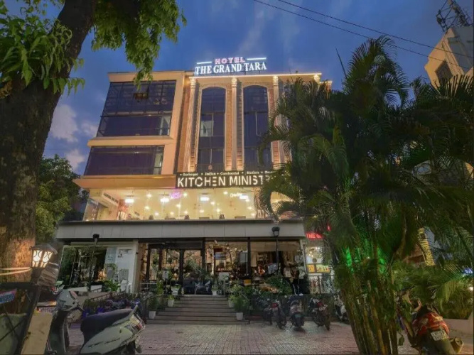 Hotel The Grand Tara - Indore