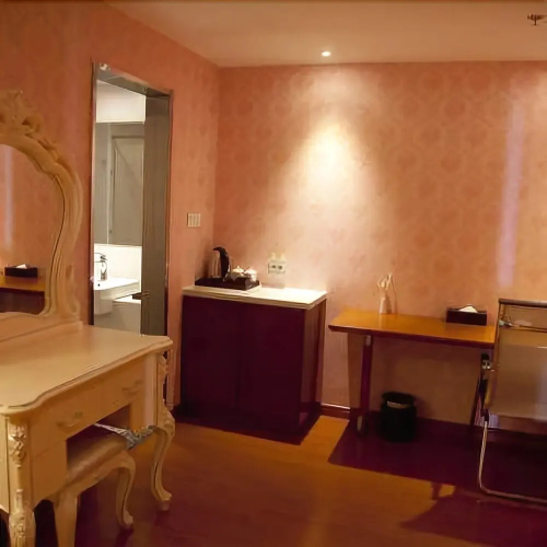 Nanrong Quanji Hotel