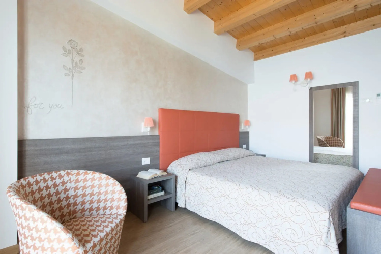Village Hotel Lucia