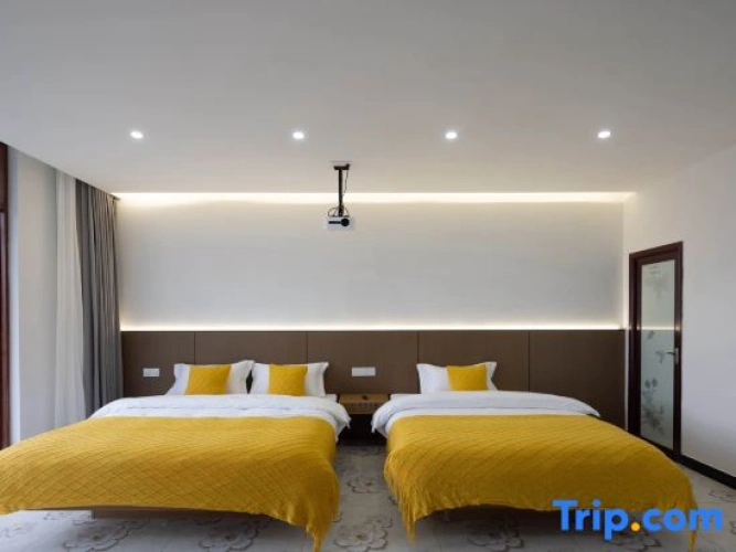 Standard room with view