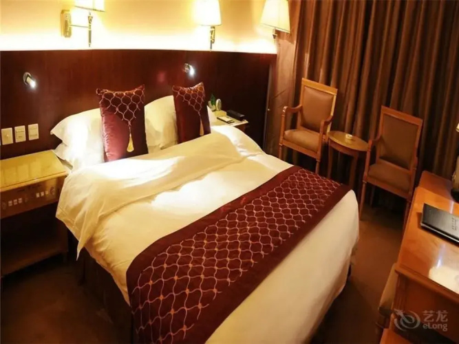 Yunnan Jia Lu Da Hotel
