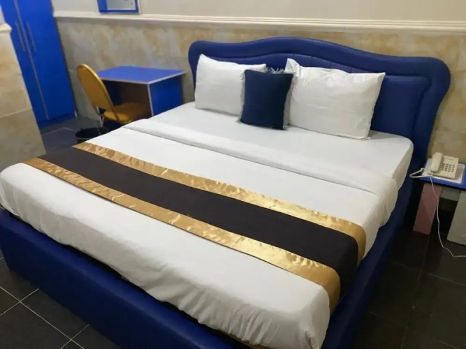 Camzy Villa Hotel