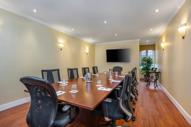 Brossard photo 19
