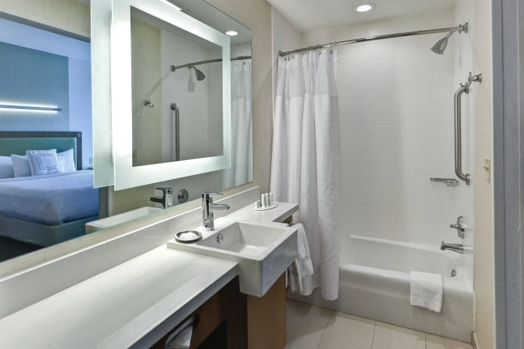 Quadruple Suite