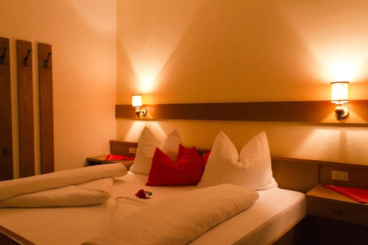Standard Triple room with balcony