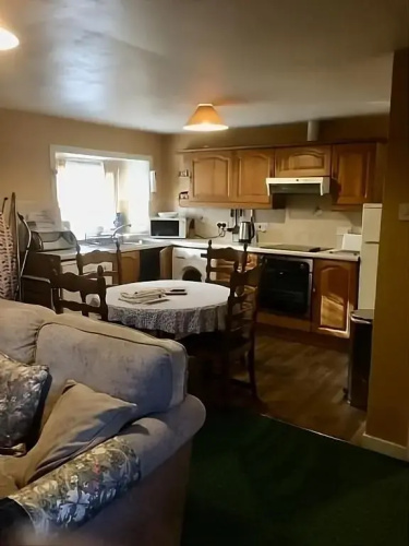 Pond Cottage