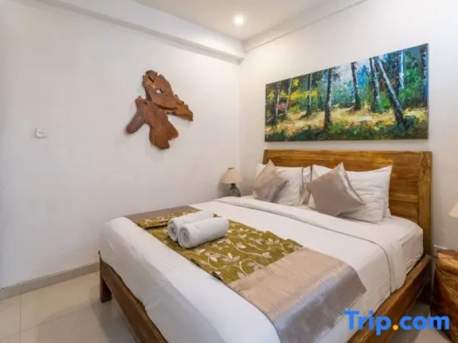 5 Bedrooms Family Villa