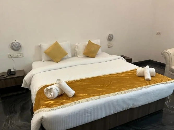1 Bedroom Double Villa