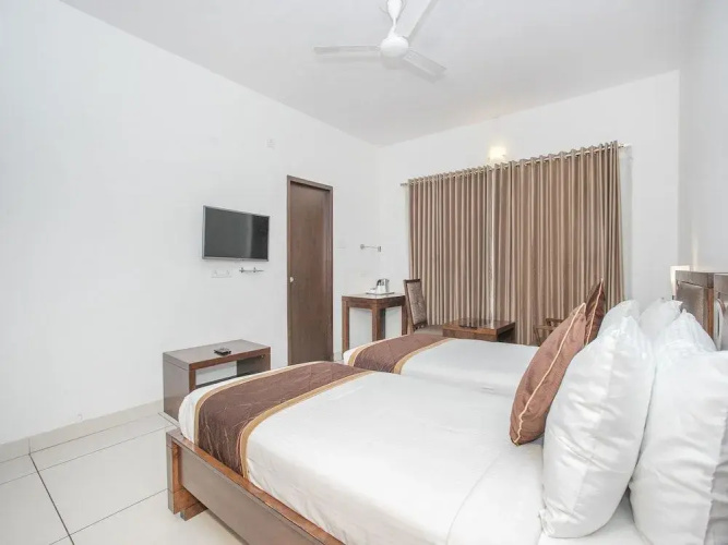 OYO Flagship 16484 Indiranagar