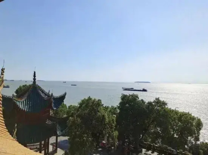 Boran Hotel (Changsha Moon Island)