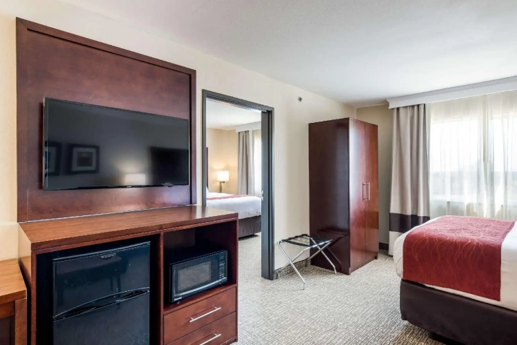 Double Suite