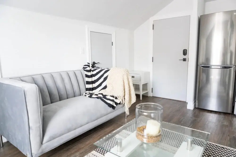 Modern Apt Neardowntown Ideal for Long Stays - U3