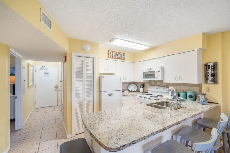 2 Bedrooms Standard Basement room