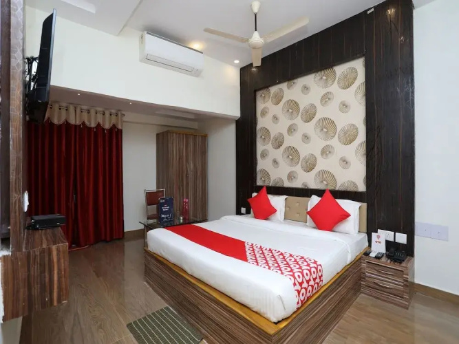 Oyo 19144 Hotel Rainbow