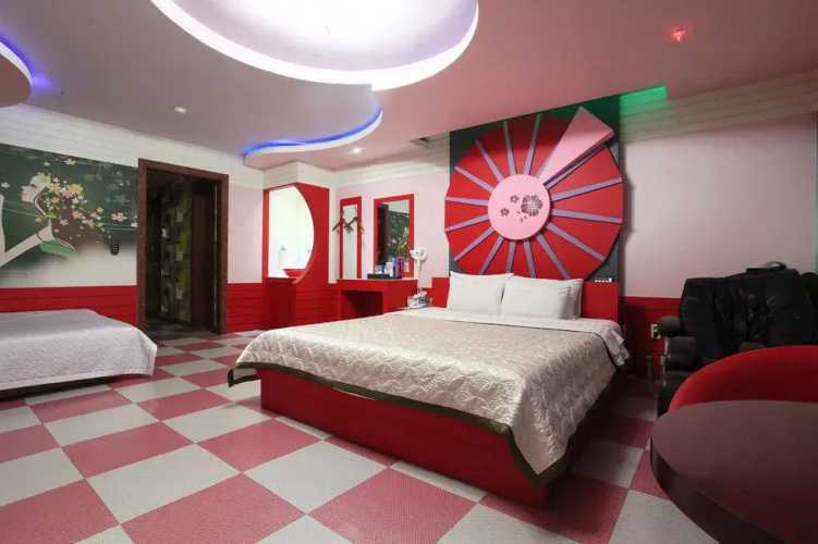 Chocolate Hotel