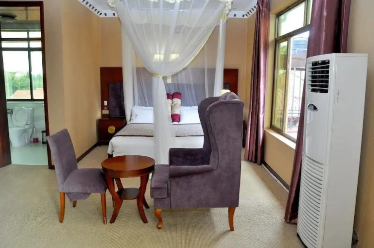 Ropani Hotel Kajjansi