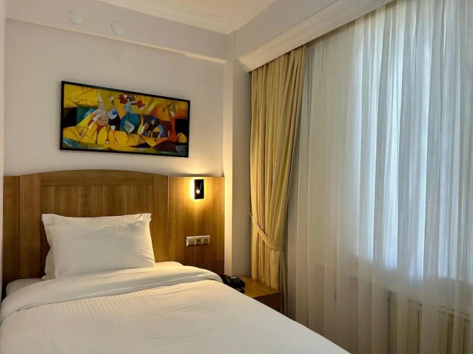 Standard Single room with courtyard view
