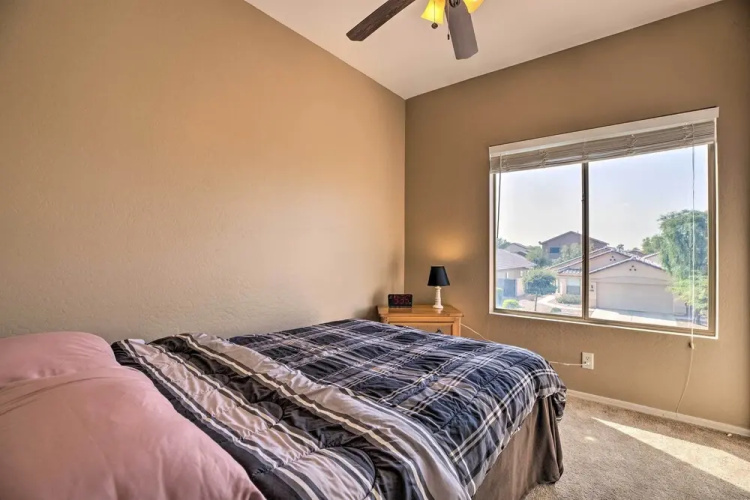 Maricopa Home w/ Outdoor Seating, 2 Mi to Golf!