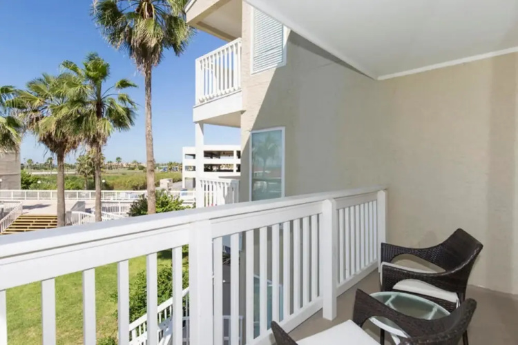 Gulfpoint Condominium A1214