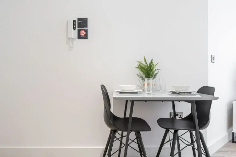 Seven Living Solihull - Broadoaks Studio