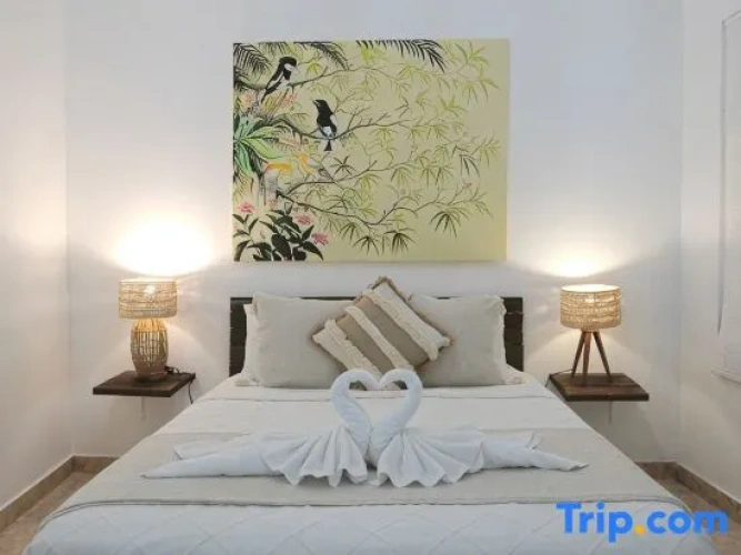 2 Bedrooms Villa