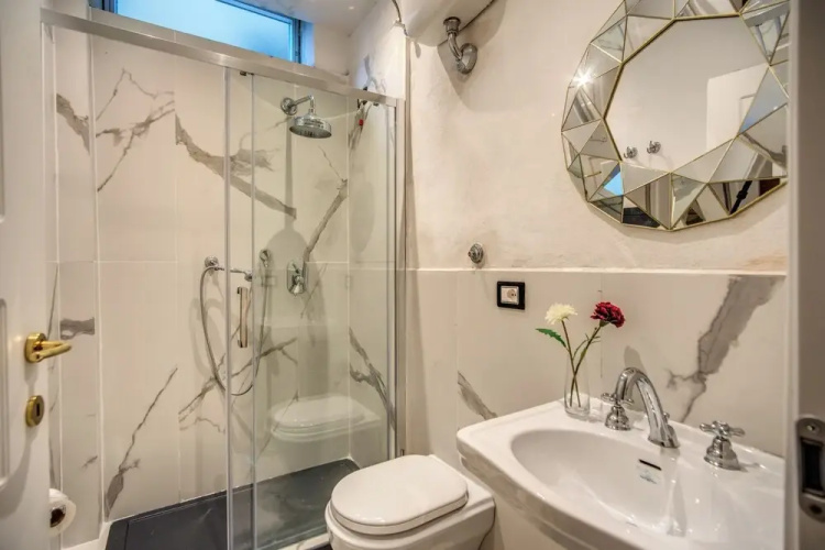 Green Terrace Apartment