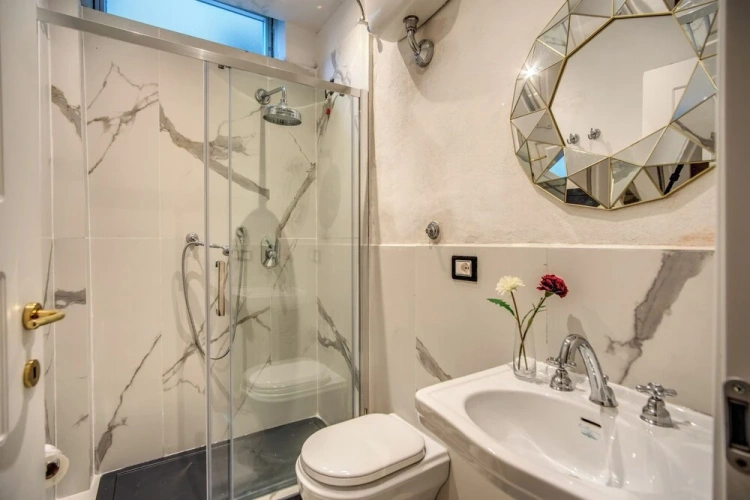 Premium Apartment