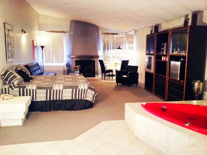 Double Suite