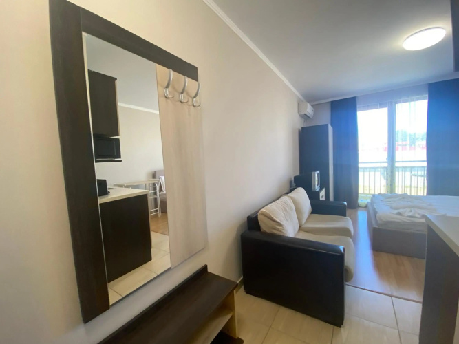 Private Studio SUMMER BREZE 204