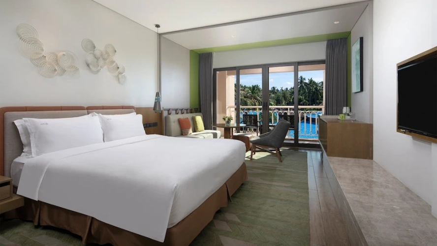 Premium Double room with pool view