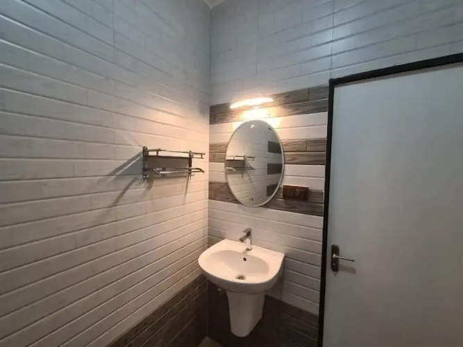 Richard Inn Residency