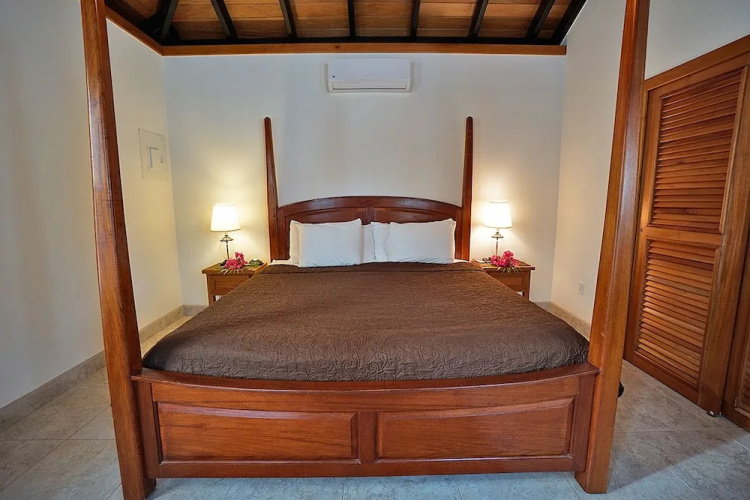 Cocotal Inn and Cabanas