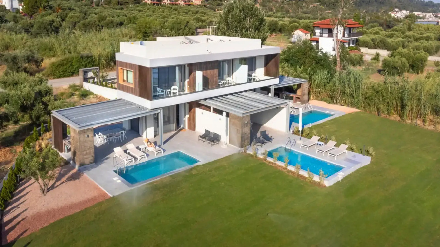 Notos Suites